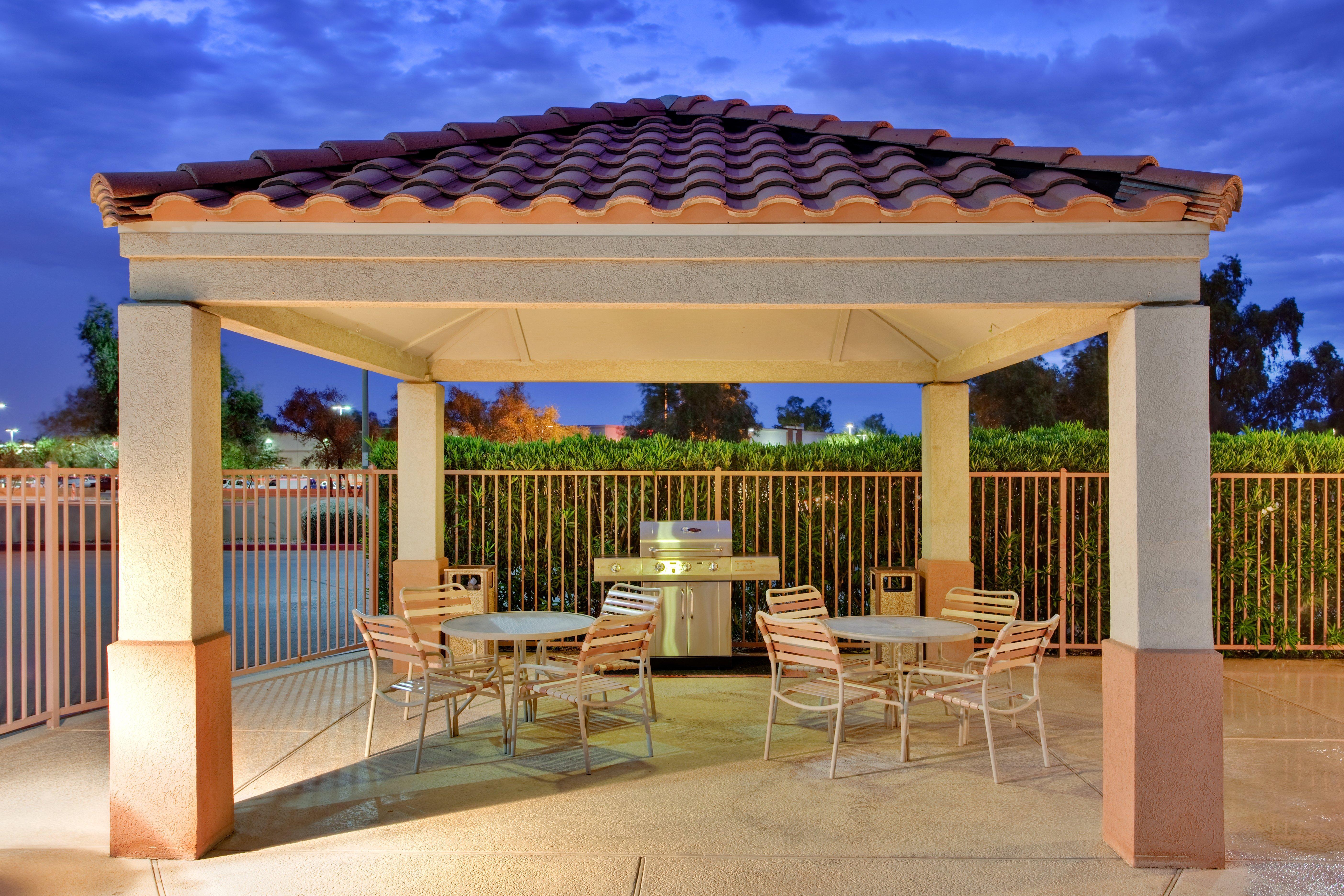 Sonesta Simply Suites Phoenix Tempe Exterior photo