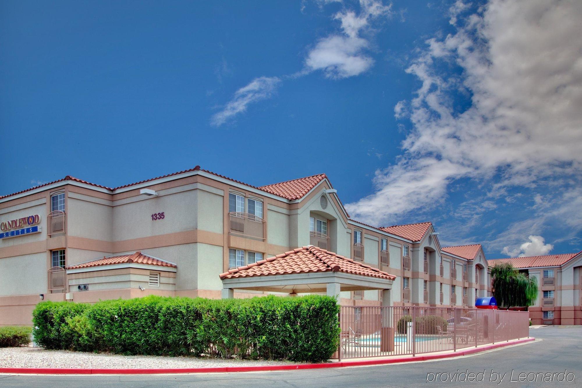 Sonesta Simply Suites Phoenix Tempe Exterior photo