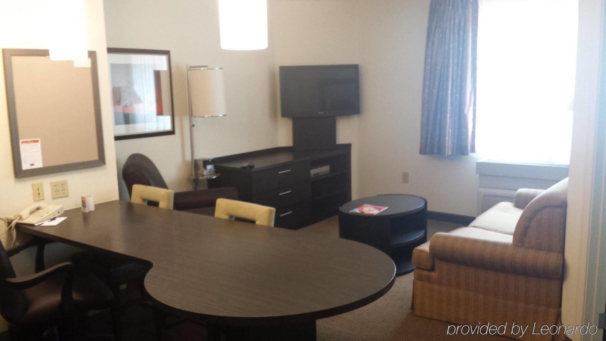 Sonesta Simply Suites Phoenix Tempe Exterior photo